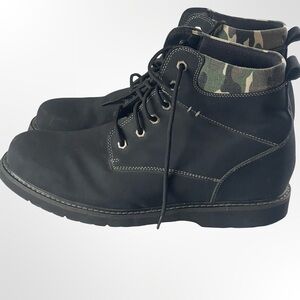 Calto 2" heightened Black Camouflage Men's Boots in size 12
